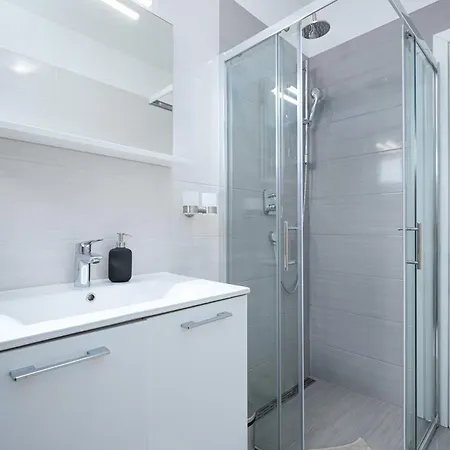 Ana & Josip Apartmán *