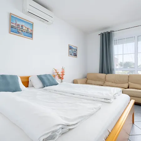 Ana & Josip Apartman Poreč