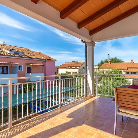 Ana & Josip Apartman Porec