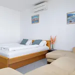 Ana & Josip Apartment Porec
